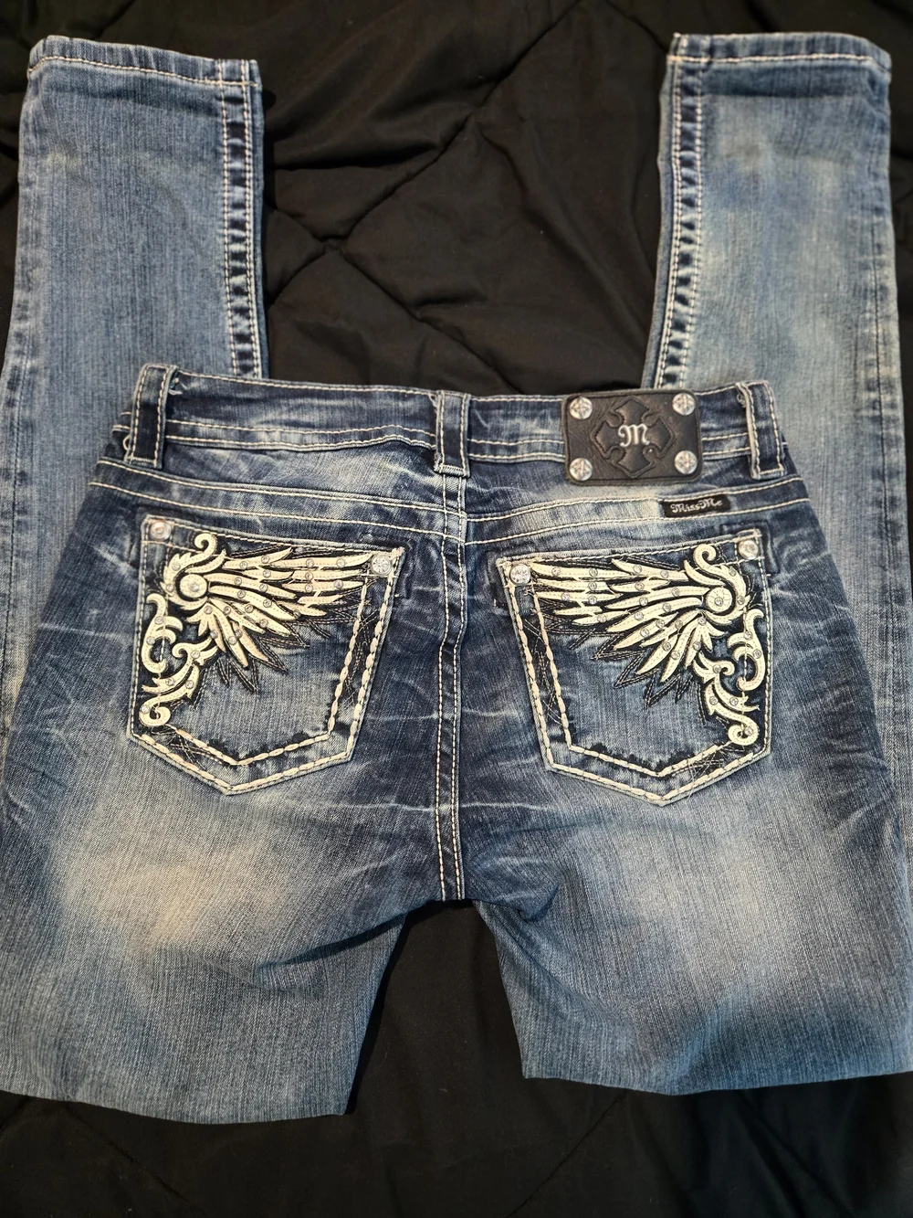 Miss Me Skinny Jeans | Size 28 | Mid-Rise | Embellished Wing Pocket | Stretch - Picture 7 of 7